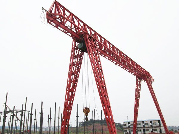 MHh型電動(dòng)葫蘆門式起重機(jī)